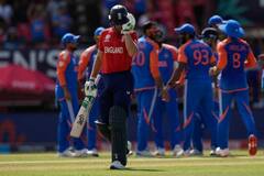 Axar Patel : येईल त्या ओवरमध्ये विकेट, इंग्लंडच्या फलंदाजांना नाचवले, अक्षर पटेलसमोर इंग्रजांनी गुडघे टेकले!