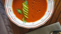 Tomato Soup : சுவையான தக்காளி சூப் எப்படி செய்வது? இதோ ரெசிபி!
