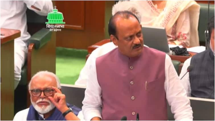 Finance minister ajit pawar announced scheme for women of maharashtra in his budget Maharashtra Budget: महिलाओं को सौगात, हर महीने मिलेंगे 1500 रुपये, तीन मुफ्त सिलेंडर का भी ऐलान