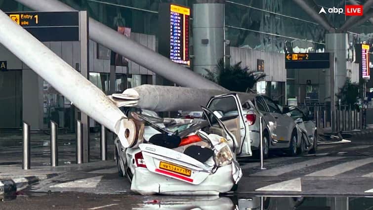 delhi airport after accident eyewitnesses said no loud noise chaos when iron rods fell on cars at igi airport 'साइलेंट किलर बनकर कैब ड्राइबर पर गिरा लोहे का पिलर...' दिल्ली एयरपोर्ट हादसे की कहानी चश्मदीदों की जुबानी