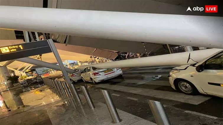 Heavy rains in Delhi roof collapse at terminal 1 several flights cancelled Delhi Rains: भारी बारिश से दिल्ली एयरपोर्ट डिस्टर्ब, इंडिगो-एअर इंडिया-स्पाइसजेट की कई उड़ानें रद्द