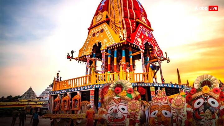 पुरी में रथ यात्रा का आयोजन आषाढ़ माह के शुक्ल पक्ष की द्वितीया तिथि यानि 7 जुलाई से होगा. यात्रा से पहले भगवान जगन्नाथ जी बीमार हो गए हैं, बुखार के चलते उनका एकांतवास चल रहा है.