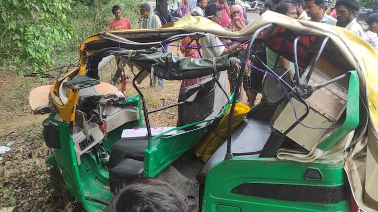 Unnao road accident collision between roadways bus and auto 3 dead ann उन्नाव में ऑटो और रोडवेज बस की आमने-सामने से भिड़ंत, दर्दनाक सड़क हादसे में 3 की मौत