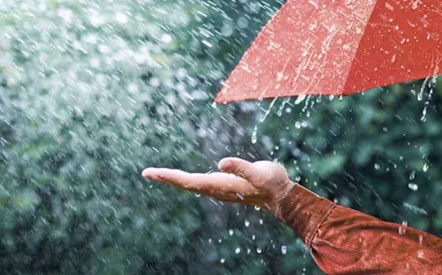 ਜੇਕਰ ਗੱਲ ਕਰੀਏ ਤਾਂ ਦਿੱਲੀ ਐਨਸੀਆਰ ਪਿਛਲੇ 24 ਘੰਟਿਆਂ 'ਚ ਮੀਂਹ ਨਾਲ ਭਿੱਜ ਗਿਆ ਹੈ। ਜਿਸ ਕਾਰਨ ਪਾਰਾ ਵੀ ਕਾਫੀ ਹੇਠਾਂ ਆ ਗਿਆ ਹੈ।