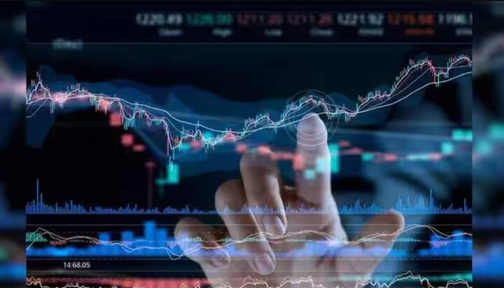 शेअर बाजारात सध्या स्मॉल कॅप कॅटेगिरीचे शेअर आपल्या गुंतवणूकदारांना चांगला परतावा देतआहेत. अशाच एका शेअरने आपल्या गुंतवणूकदारांना चांगलेच श्रीमंत केले आहे.