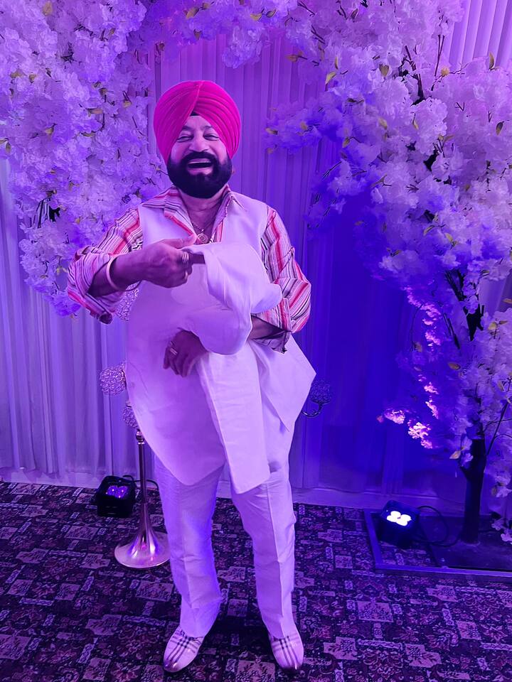 ਚਰਨਜੀਤ ਸੰਧੂ ਨੇ ਫਿਲਮਾਂ ਬਣਾਉਣ ਤੋਂ ਇਲਾਵਾ ਕਈ ਹਿੱਟ ਪੰਜਾਬੀ ਫਿਲਮਾਂ ਵਿੱਚ ਕੰਮ ਵੀ ਕੀਤਾ। ਜਿਸ ਵਿਚ ਪੰਜਾਬ ਸਿੰਘ, ਜ਼ੋਰਾ ਦੱਸ ਨੰਬਰੀਆ, ਦੁੱਲਾ ਵੈਲੀ, ਅੰਗਰੇਜ਼ ਆਦਿ ਸ਼ਾਮਲ ਹਨ।
