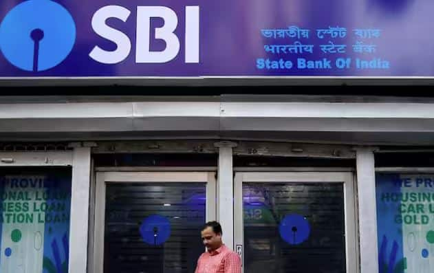 The largest public sector bank SBI is only behind Reliance Industries in terms of profit. In the last financial year, the profit of State Bank of India has increased by 20 percent year-on-year to Rs 68,138 crore.