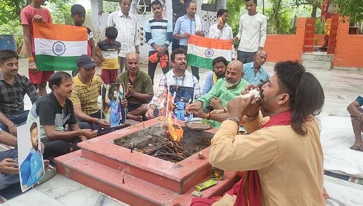 वहीं बच्चे बुजुर्ग नौजवान सभी वर्ग के लोगों में आज के मैच के लिए खासा उत्साह देखा गया.
