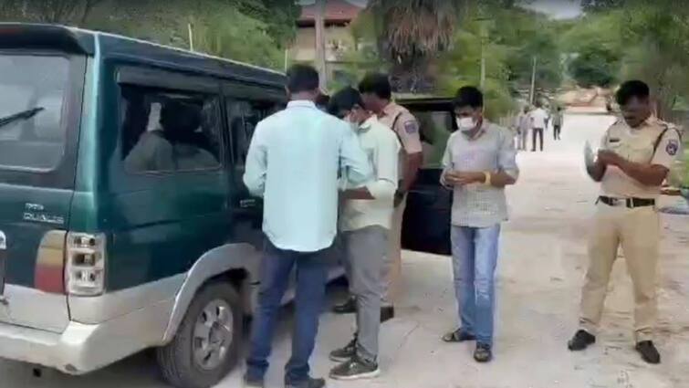 an engineer was brutally murdered at narsingi in Hyderabad Crime News Hyderabad News : నార్సింగిలో ఇంజినీర్ దారుణ హత్య, గొంతు కోసి పరారైన దుండగులు - అసలేం జరిగింది?