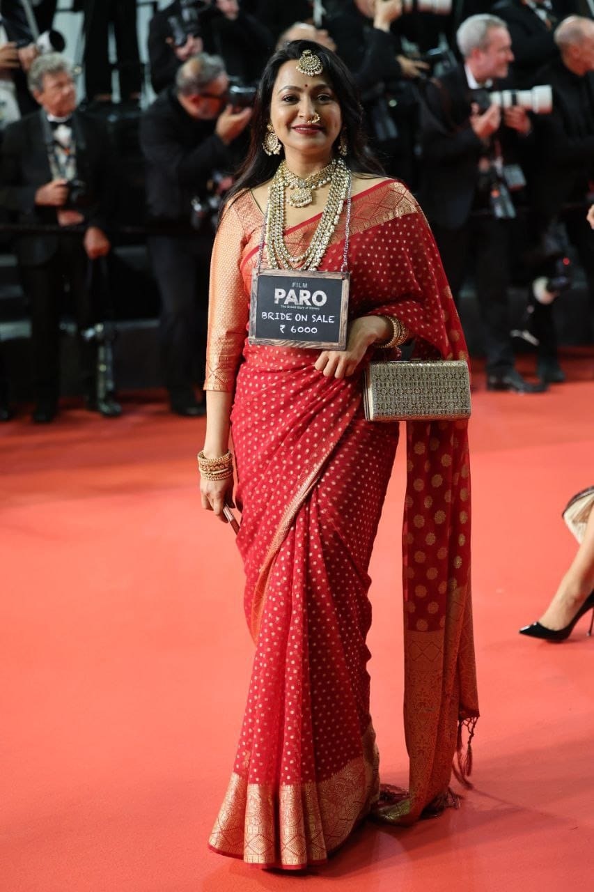Marathi Actress In Bollywood :  मराठी अभिनेत्रीचं रुपेरी पडद्यावर कमबॅक; बॉलिवूडमध्ये पदार्पणाची घोषणा, राष्ट्रीय पुरस्कार विजेता करणार दिग्दर्शन