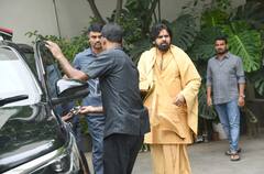 Pawan Kalyan: కొండగట్టులో డిప్యూటీ సీఎం పవన్ కల్యాణ్ - కొండంత అభిమానం, ఈ ఫోటోలు చూశారా!