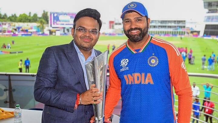 Overall, Rohit Sharma has led in 62 T20 International matches, a figure matched or exceeded by only seven others. His win-loss ratio stands at 4.17, a remarkable record comprising 50 victories and 12 defeats as captain in T20Is. He has achieved the win percentage of 80.645. (Image Credit- PTI)