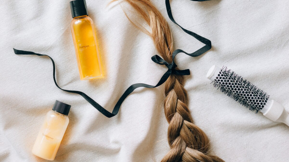 Dealing With Monsoon Frizz: Effective Solutions For All Hair Types