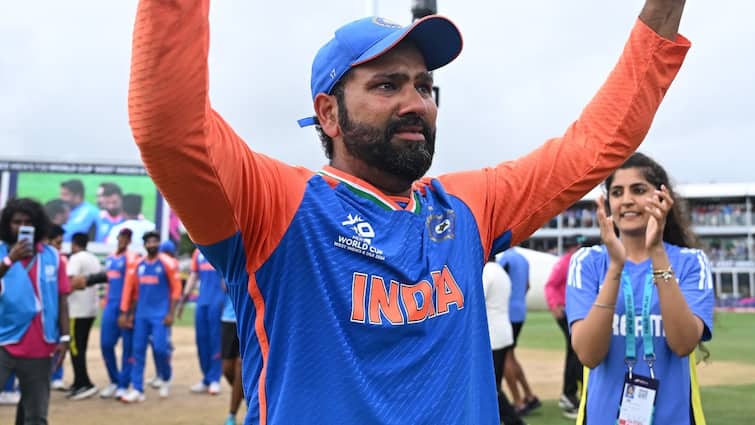 Indian captain Rohit Sharma statement or reaction after wining T20 World Cup 2024 trophy Virat Kohli Jasprit Bumrah and Hardik Pandya Rohit Sharma: रोहित शर्मा ने ट्रॉफी जीती, फॉर्मेट को अलविदा कहा और आखिर में कप्तान दे गए दिल जीतने वाला बयान