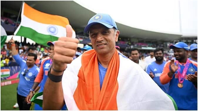 T20 World Cup And Dravid Passion News rahul dravid bids farewell to indian team with world cup victory see his coaching career stats T20 World Cup: ટી20 વર્લ્ડકપ જીત સાથે ભારતીય ટીમમાંથી વિદાય થયા ગુરુ દ્રવિડ, વાંચો કેવી રહી તેમની કૉચિંગ કેરિયર