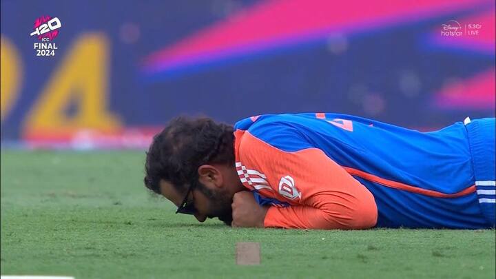 सामन्यातील शेवटचा चेंडू पडताच रोहित शर्मा मैदानावर झोपला आणि जोरजोरात हात आपटून रडू लागला.