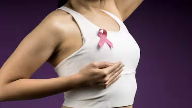 The biggest symptom of breast cancer is this one sign, donOt ignore it if you feel it in the body Breast Cancer: બ્રેસ્ટ કેન્સરનું સૌથી મોટું લક્ષણ છે આ એક સંકેત, શરીરમાં અનુભવાય તો ન કરો ઇગ્નોર