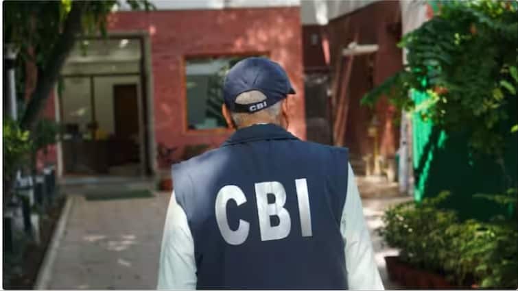 NEET Paper Leak case interrogation of accused lodged patna beur jail ann NEET पेपर लीक मामले में आज दूसरे दिन फिर बेऊर जेल पहुंची CBI, 13 आरोपियों से होगी पूछताछ