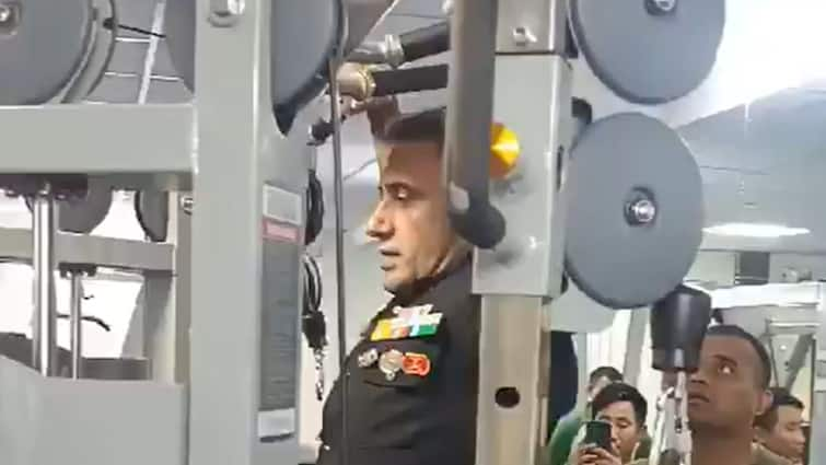 Army veteran Viral video Army personnel Major General Prasanna Joshi Viral Video: 56-Year-Old Major General Finishes 25 Pull-Ups Without Break — WATCH