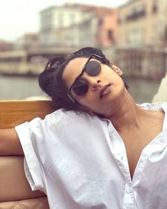 Sriya Reddy: వెకేషన్‌ మోడ్ లో 'సలార్'‌ నటి శ్రియా రెడ్డి - వైట్‌ షర్ట్‌లో హాట్‌ట్రీట్‌ ఇచ్చిన 'డస్కీ' బ్యూటీ