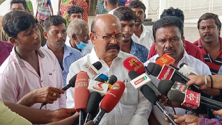 Pollachi Jayaraman says that bootleg liquor is being sold in Udumalai - TNN உடுமலையில் கள்ளச்சாராய விற்பனை நடைபெறுகிறது - பொள்ளாச்சி ஜெயராமன் குற்றச்சாட்டு