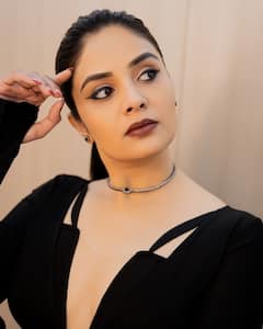 Sreemukhi : 'కిర్రాక్ బాయ్స్ ఖిలాడీ లేడీస్' షో కోసం పొట్టిగౌనులో ముస్తాబైన శ్రీముఖి