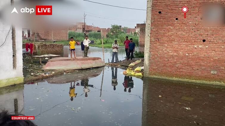 Boat comes to people’s rescue in water-logged Uttar Pradesh’s Moradabad