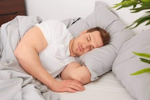 how to get quality sleep Acchi neend ke upay in hindi Some foods help in improving sleep. For example, including cherry juice, walnuts and some fatty fish in the diet improves the quality of sleep. Therefore keep these foods in your diet.