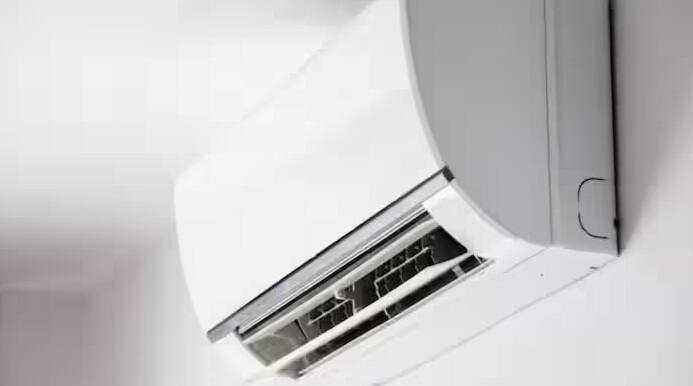 એસી સમયાંતરે બંધ થતું રહેશે. જેથી વીજળીનો વપરાશ પણ ઘટશે. તેનાથી વીજળીનું બિલ પણ ઘટશે. આથી એસી સમયાંતરે ચાલુ અને બંધ કરતા રહેવું જોઈએ.