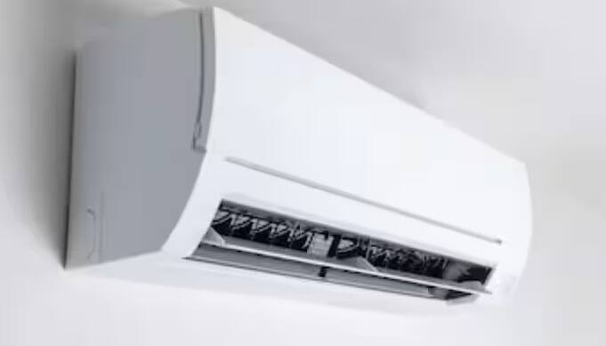 જો તમે લાંબા સમય સુધી AC ચલાવો છો. જેથી તમારો રૂમ એકદમ ઠંડો રહે. આ સમય દરમિયાન જો તમે થોડા સમય માટે એસી બંધ કરો છો, તો પણ રૂમ ઠંડો રહેશે.