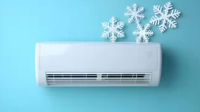 પરંતુ એસી કૂલરની સરખામણીમાં ગરમીથી ઝડપથી રાહત આપે છે. જ્યાં એસી થોડું મોંઘું છે. તેના ઉપયોગથી વીજળીનું બિલ પણ વધે છે.