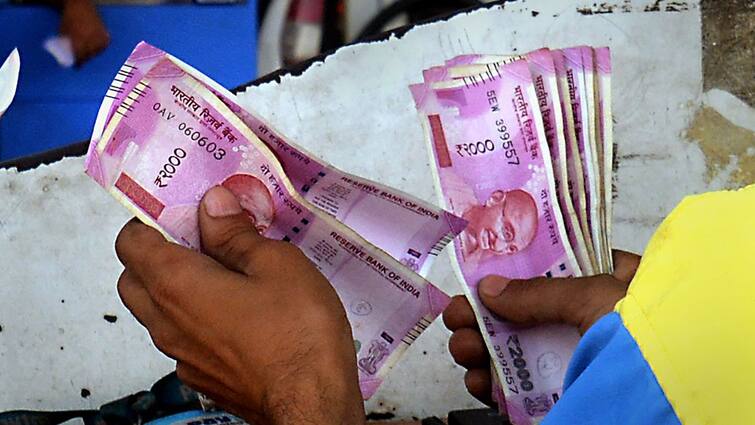 RBI Reports 97.87 Per Cent Of Rs 2000 Banknotes Returned To Banking System