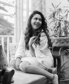 Gautami Deshpande : 'तुम याद आयें ...', गौतमी देशपांडेचा ब्लॅक साडीतला मोहक अंदाज