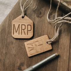 કામની વાતઃ જો એમઆરપી કરતાં વધુ કિંમતે કોઈ સામાન વેચે તો અહીં કરો ફરીયાદ, જાણો હેલ્પલાઈન નંબર