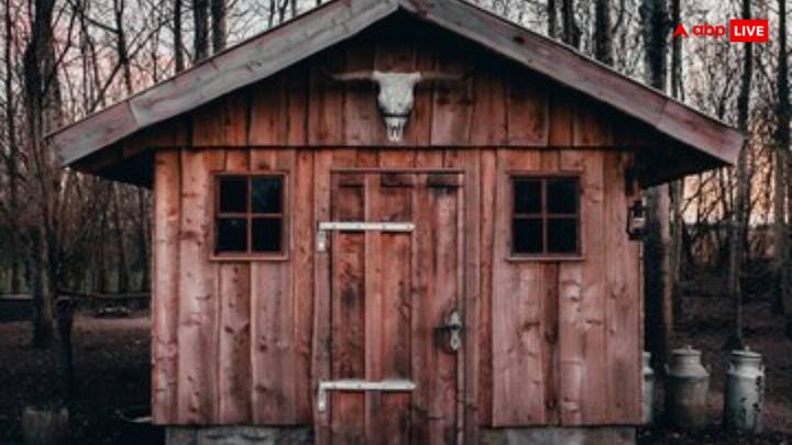 घर को कोई भी खरीद सके इसलिए घर के मालिक ने घर की कीमत सिर्फ 1 पौंड रखी है और खरीदने वाले को 7 लाख रुपये भी बोनस में दिए जाएंगे.