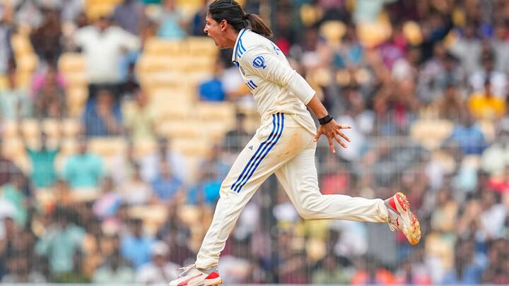 India Womens Cricket Team: টানা তিনটি টেস্ট ম্যাচ জিতল ভারত। এর আগে ইংল্যান্ড ও অস্ট্রেলিয়াকে হারিয়েছিল ভারত। এবার হারাল দক্ষিণ আফ্রিকাকে।