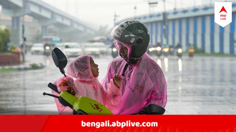 West Bengal News Live Yellow Alert In South Bengal Districts West Bengal Rain Update : আজ ৬ জেলায় বৃষ্টির কমলা ও হলুদ সতর্কতা, বড় খবর দিল আবহাওয়া দফতর