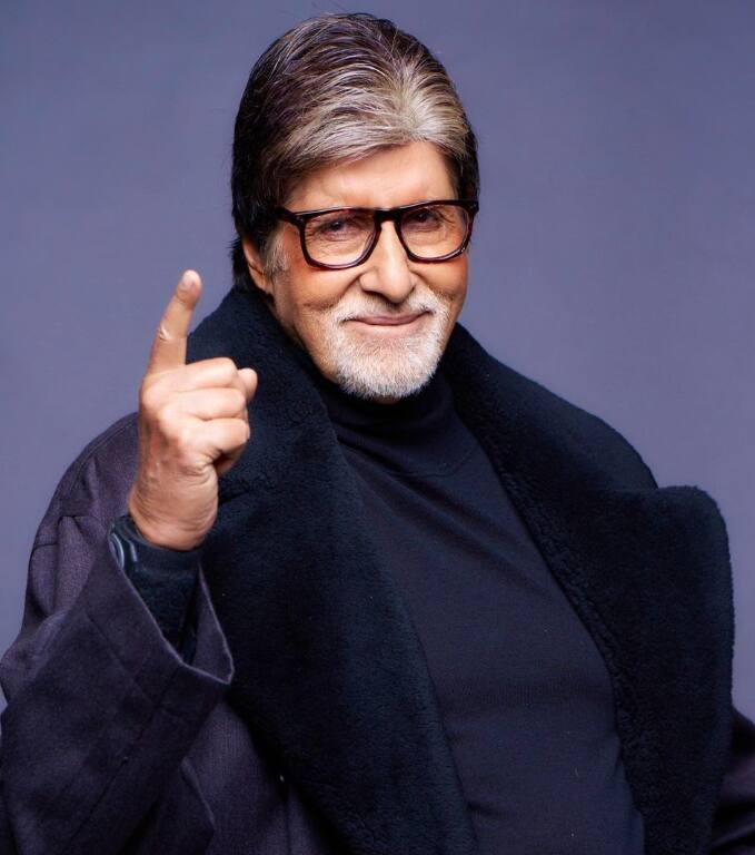 अमिताभ बच्चन की भारी-भरकम आवाज और अंदाज पर लोग मरते हैं. यही वजह है कि उन्होंने अपनी भारी आवाज का इंश्योरेंस और कॉपीराइट कराया है