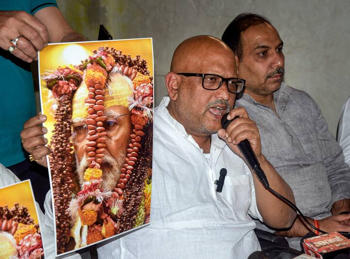 सहारनपुर में नीट से जुड़े सवाल पर अजय राय ने न सिर्फ पीएम को नसीहत दी बल्कि आगे की लड़ाई पर भी इरादा बता दिया.