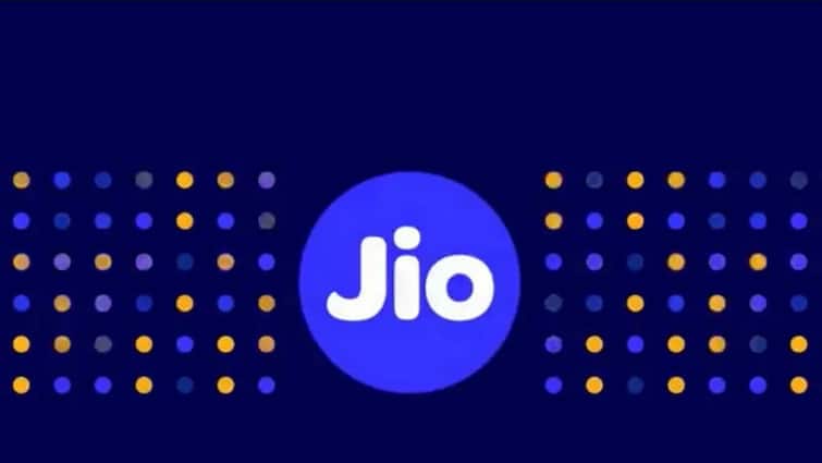 Jio Recharge Plans Grab Before July 3 for Unlimited 5G Data and Massive Savings Jio के इन 4 प्लान्स में मिलेगा Unlimited 5G का फायदा, दो दिन बाद हो जाएंगे महंगे