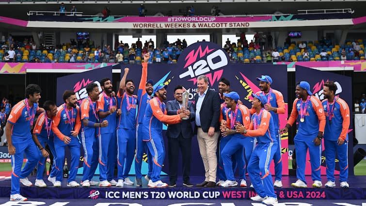 T20 World Cup 2024 ICC picks team of the tournament 6 Indian players named Virat Kohli not included T20 World Cup 2024: కోహ్లీ లేకుండా ఐసీసీ టీ 20 జట్టు, ఆరుగురు ఆటగాళ్లు మనోళ్లే