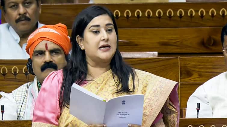 Bansuri Swaraj speech in Lok Sabha on President address Parliament Session 2024 Bansuri Swaraj: 'जो कहा सो किया...', राष्ट्रपति के अभिभाषण पर लोकसभा में बोलीं बांसुरी स्वराज 