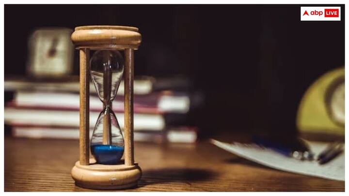 इस क्विज को सॉल्व करने के लिए आपको कुल 10 सेकंड का समय दिया जा रहा है.अगर आप इस क्विज को दिए गए समय में  सॉल्व कर लेते हैं तो आपको अपनी आँखों को लेकर चिंता करने की ज़रूरत नहीं है.