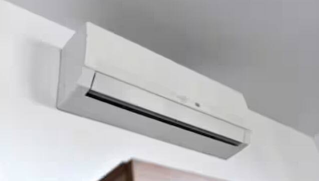 પરંતુ એસી ચલાવતી વખતે લોકોના મનમાં આ સવાલ વારંવાર આવે છે કે શું એસીને વારંવાર ચાલુ અને બંધ કરવાથી વીજળીનું બિલ ઓછું થાય છે.