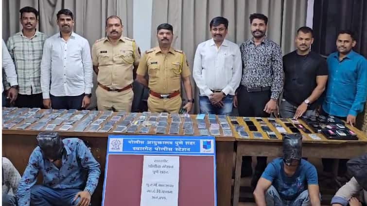 Pune Police Mobile theft gang busted in Swargate station 120 mobiles and three laptops seized Maharashtra Marathi News बेसावध प्रवाशांना गाठताहेत चोरटे; स्वारगेट स्थानकात मोबाईल चोरी करणाऱ्या टोळीचा पर्दाफाश;120 मोबाईल आणि तीन लॅपटॉप जप्त