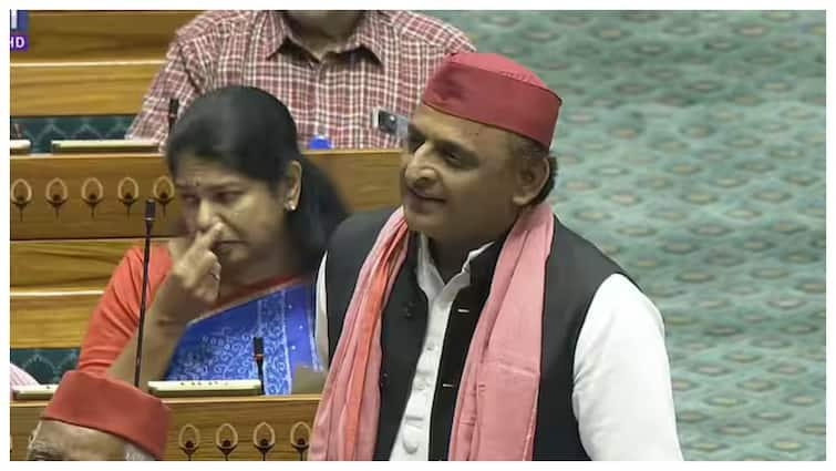 parliament session 2024 Akhilesh Yadav asked question to Modi government in Parliament  claim of one trillion economy In up वन ट्रिलियन इकॉनमी के दावे पर अखिलेश यादव ने मोदी सरकार से संसद में पूछ लिया बड़ा सवाल