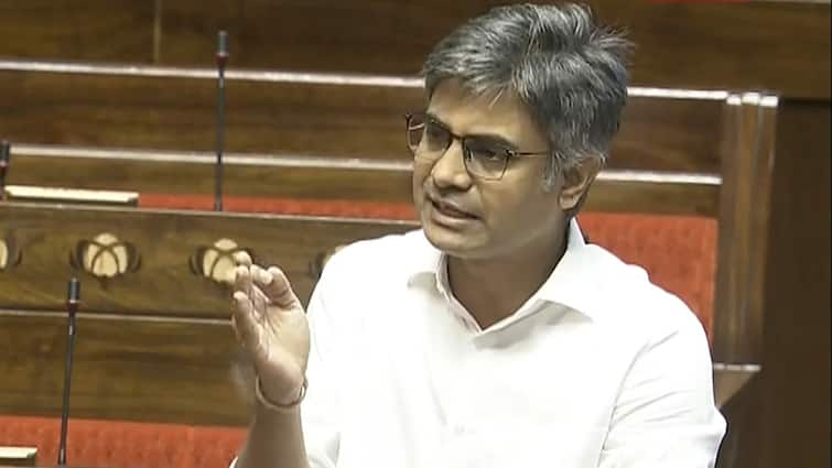 Sandeep Pathak AAP MP Raised Issues of Delhi and Punjab including Arrest of CM Arvind Kejriwal Water Crisis in Parliament 'CM केजरीवाल की गिरफ्तारी इमरजेंसी नहीं तो क्या है', सदन में BJP पर AAP सांसद संदीप पाठक का निशाना