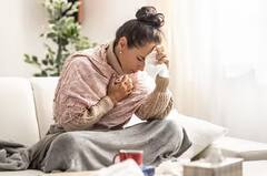 સતત વાળ ખરતા હોય અને વજનમાં ઘટાડો થાય તો આ બીમારી હોઈ શકે