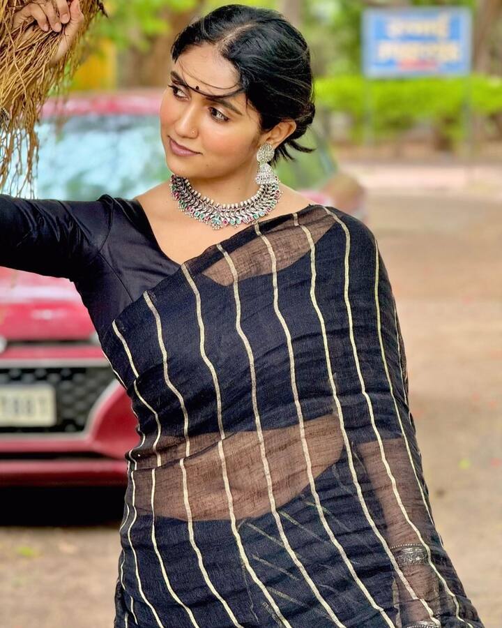 तिच्या या फोटोवर अनेकांनी कमेंट्स आणि लाईक्स केल्या आहेत.