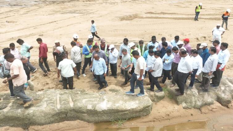 International Expert team tests at Diaphragm Wall in Polavaram project Polavaram Project: పోలవరం ప్రాజెక్ట్‌ పరిశీలిస్తున్న అంతర్జాతీయ నిపుణుల బృందం- డయాఫ్రంవాల్‌ గురించి ఏం చెప్పారంటే?